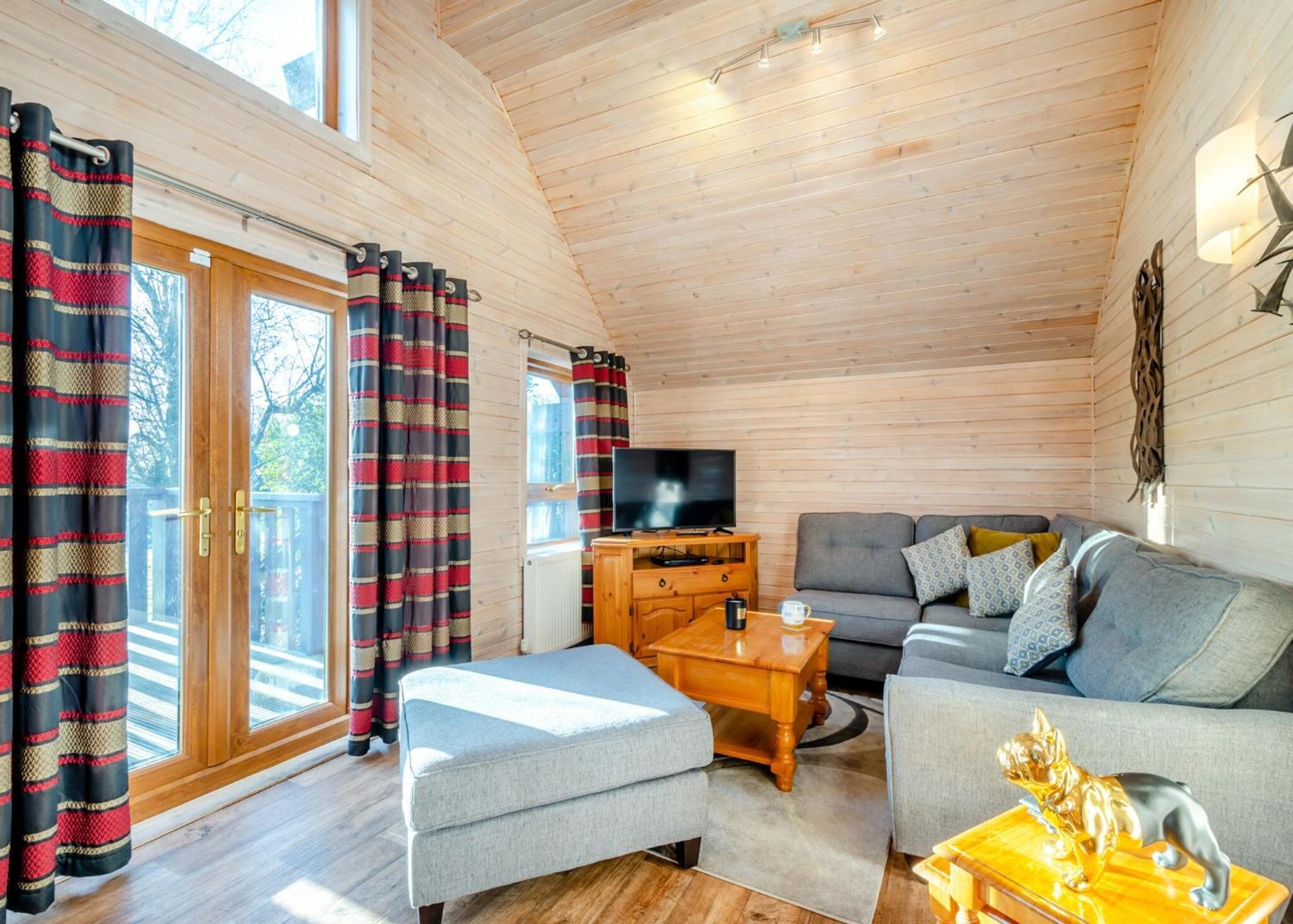 Nunland Hillside Lodges Holywood  Ngoại thất bức ảnh